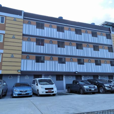 Rinrada Place Hotel Ubon Ratchathani Buitenkant foto