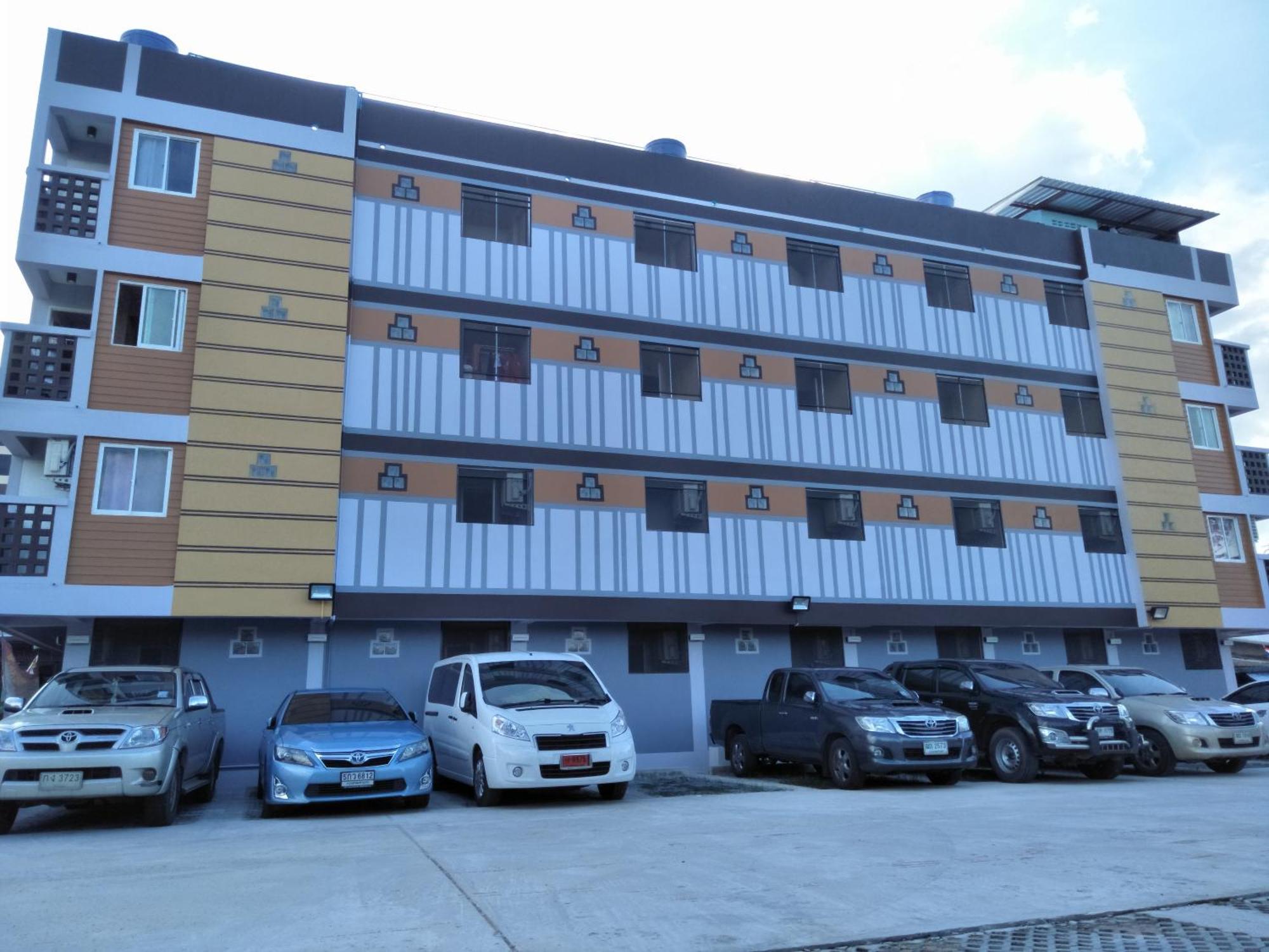 Rinrada Place Hotel Ubon Ratchathani Buitenkant foto