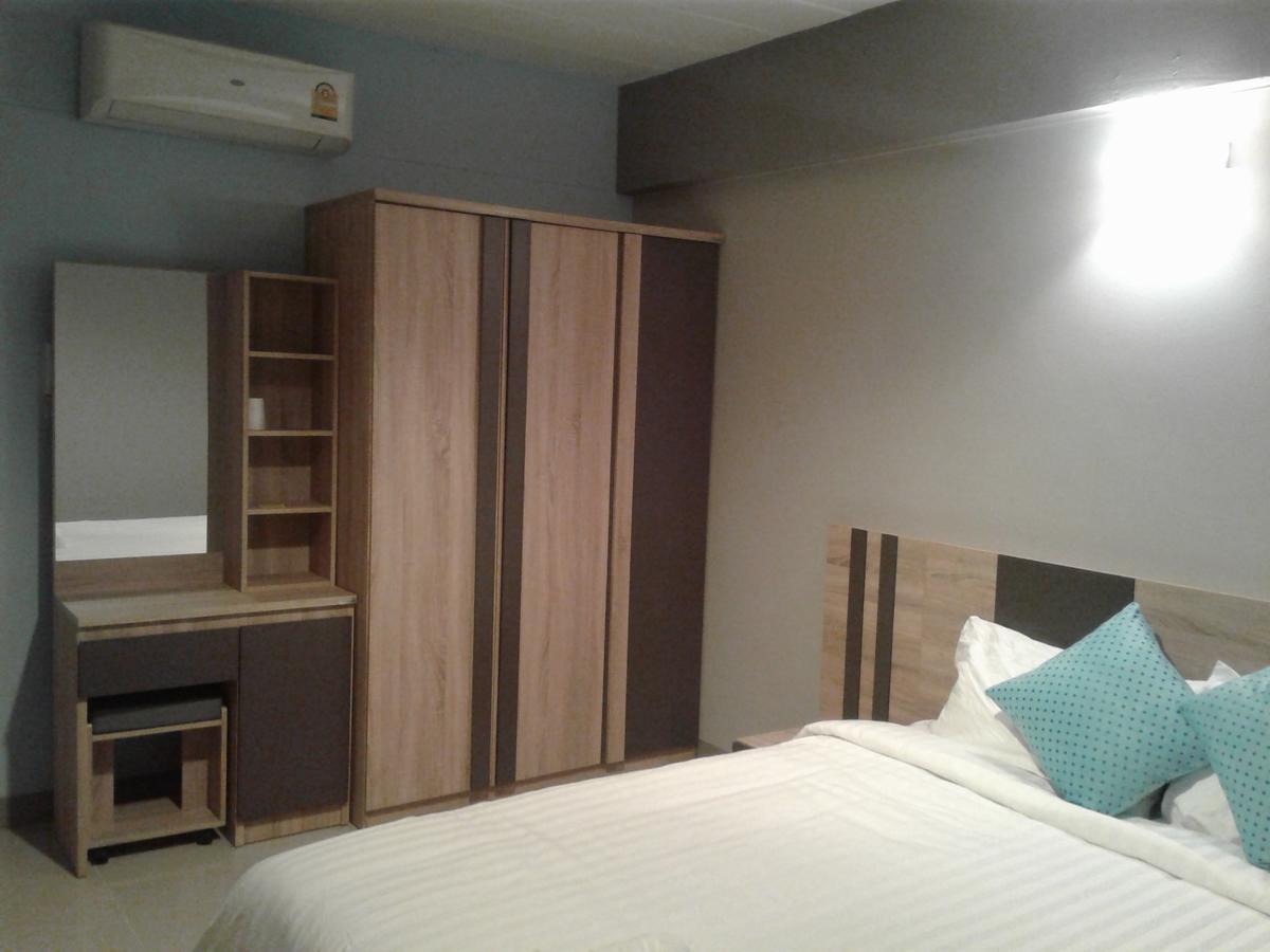 Rinrada Place Hotel Ubon Ratchathani Buitenkant foto